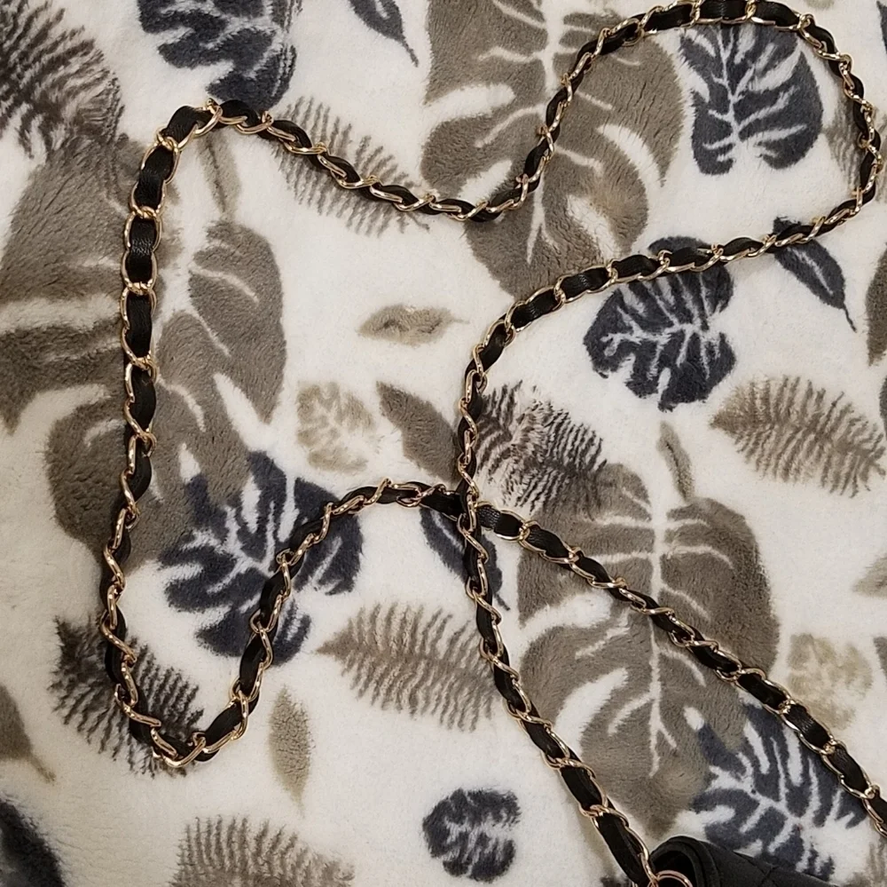 Badgley Mischka Quilted Pearl Phone Case